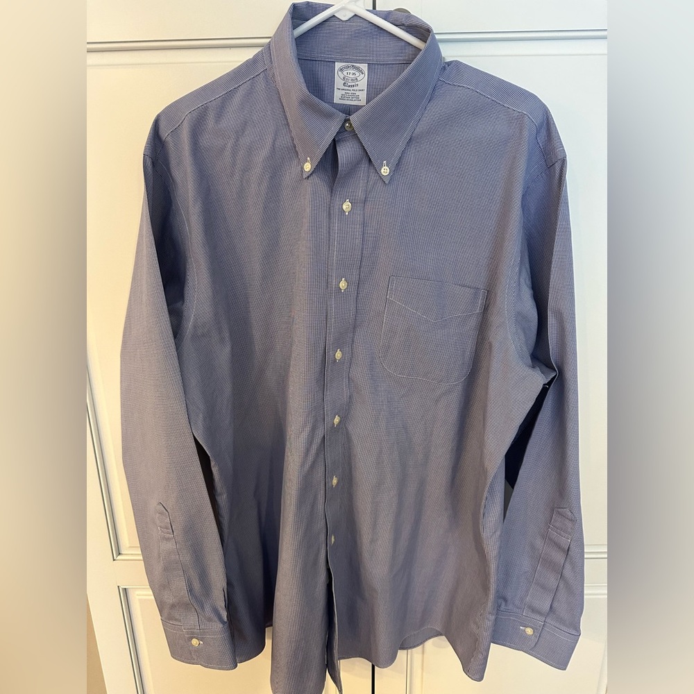 Brooks Brothers Blue mini check Button Down Shirt. 100% cotton. 17-35. Non iron